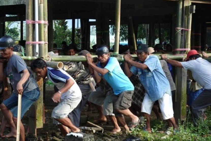 Budaya 12